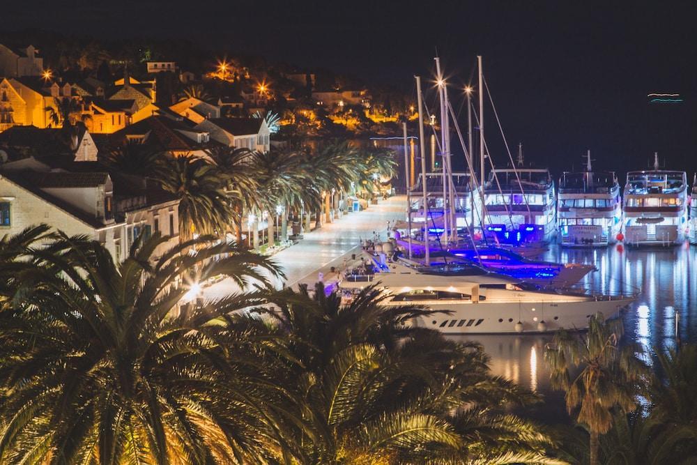 Park Hvar Hvar Town Exterior photo